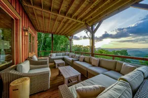 Lookout Lodge Retreat - Image 2