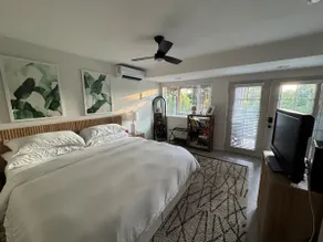 Wine Country Cottage · King Bed · AC - Image 3