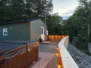 Sheltered Anchorage: Green River View Cottage - Image 5