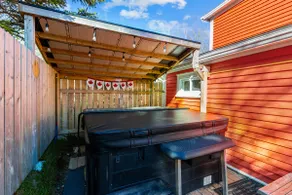 Cupids House Hot Tub, BBQ + Deck, Parking - Image 4