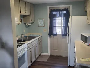 110 Market - Image 3