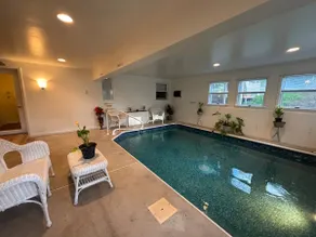 Indoor & Outdoor Pool Family Retreat Near Saratoga - Image 5