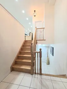 Lightweight Townhouse - Image 5