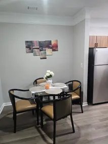 Elite Cozy Suites | Modern 2BR Retreat - Image 5