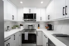 Modern 2 BR Basement Suite in Northwest Calgary - Image 3