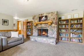 Washougal 4BR - Hot Tub Sauna Private 5 Acres - Image 3