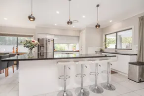Charming 4-Bed Getaway with Pool & Garden Oasis - Image 5