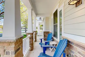Bayside Resort 11282 Signature Blvd - Image 2