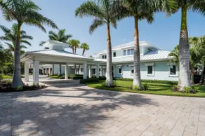 Casey Key Luxe Paradise~Private Beach~Gulf to Bay - Image 2