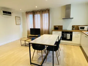 Tom's Home - Image 2