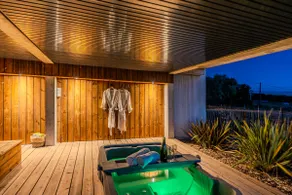 La Serenita, luxury suite with Jacuzzi - Image 3
