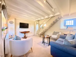 Mulberry Cottage - Cotswold Charm & Free Parking - Image 2