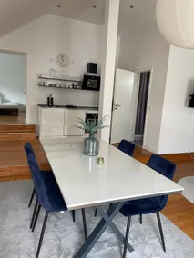 Beautiful top-floor apartment with sun terrace - Image 3