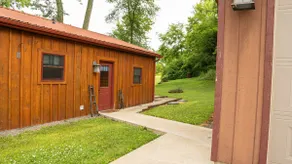 The Crest Cabin|Amish Country Retreat|Walnut Creek - Image 5