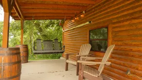 The Crest Cabin|Amish Country Retreat|Walnut Creek - Image 3