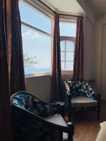 2BRK Canopy House w/ Balcony | Private Family Stay - Image 2