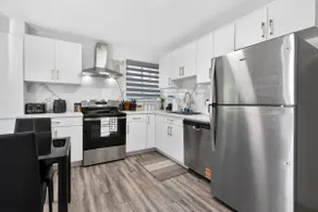 North London Gem | 7 Beds | BBQ/Gym | Sleeps 11 - Image 3