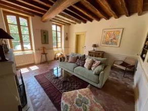 Beautiful village house with 13 beds, 1.5 hours from Paris - Image 3