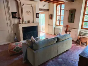 Beautiful village house with 13 beds, 1.5 hours from Paris - Image 2