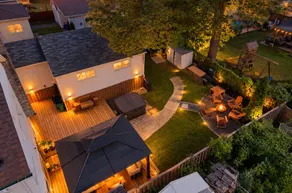 4-Bedroom Family Retreat Near Niagara Falls & Parking Included - Image 2