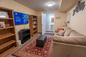 Comfy Two Bedroom Basement Apartment - Image 4