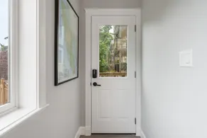 Tide + Trail: 1-bedroom guest suite - Image 4