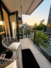 Sunset Blvd Studio apartment in the heart of city - Image 2