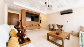 Luxury residence with direct beach access - Image 2