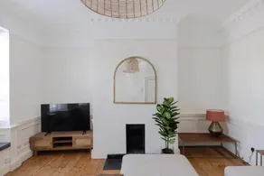 Harbourside Apartment - Image 5