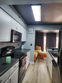 Stylish Baltimore Stay Cozy & Convenient - Image 2