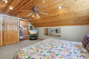 Black Bird Lodge~ Minutes from Lake & Skiing, AC - Image 5