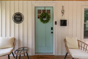 Walk to Downtown Jboro · Remodeled 3BR · Sleeps 6 - Image 3