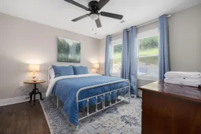 Walk to Downtown Jboro · Remodeled 3BR · Sleeps 6 - Image 2