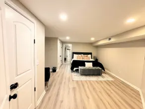 Newly renovated Private Suite - Image 4