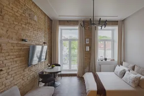 Boutique studio with balcony in Old Town - Image 4
