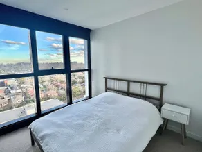 Modern 2BR Apartment in Box Hill - Image 5