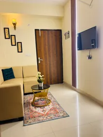 The room has been booked by everyone. - Image 3
