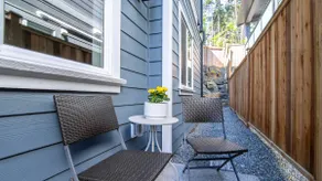Seaside Suite - Image 4