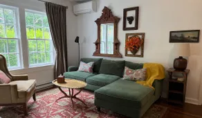 Laurelwood Estate Cottage at Sanita Hills - Image 3