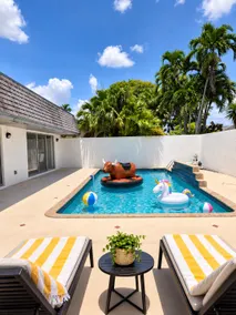 Family Home with Private Pool in Miami - Image 5