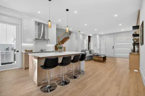 Brand New 4-Bedroom/4-Bathroom Home in Newton - Image 4