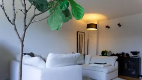 Bright & Stylish Forest Hill Gem Near Downtown - Image 5