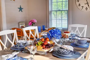 East Dennis Gem! Walk to Beach! Sleeps 10! - Image 3