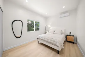 Little Taipei 4BR House | Sleeps 8 | Pet OK - Image 2