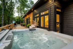 The Hideaway: hot-tub+Fire-pit+E-Bikes+Secluded - Image 5