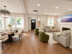 The Hidden 5BR Designer Gem near NYC & Metlife - Image 2