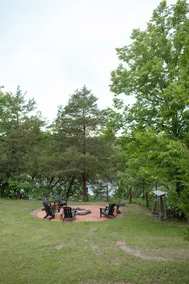 Riverfront Lodging. Beach, Boat, Fish, Hike. #2 - Image 2
