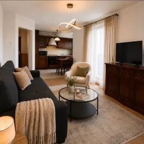 Skyline Studio with Free Swimming Pool, Sauna, Gym - Image 5