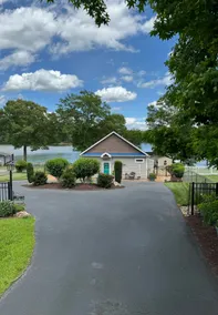 Lakeside Retreat - Image 2