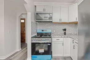 Renovated 4BR Home | Near Airport & Downtown - Image 4